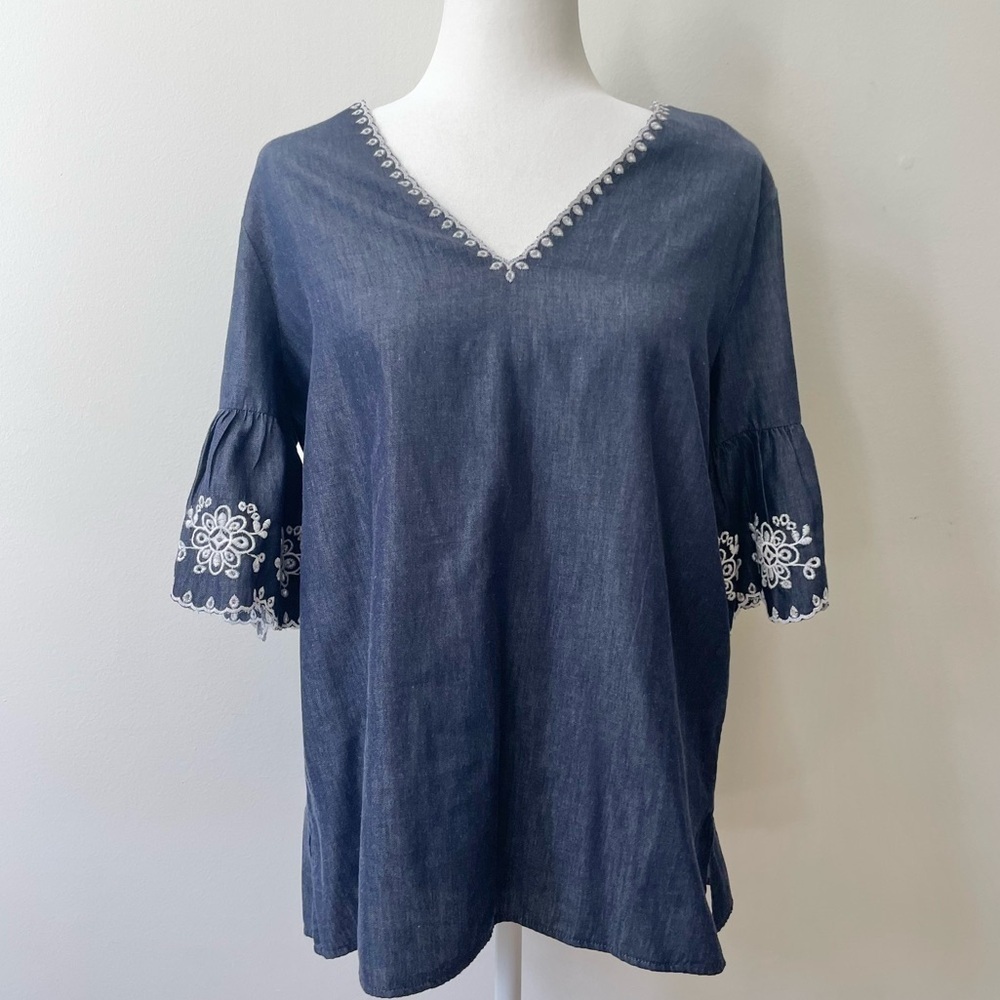 Ann Taylor Chambray Embroidered Tunic Top Bell Sleeves Boho Size M NWT